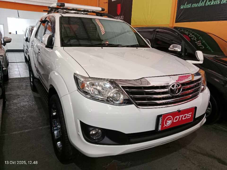 2011 Toyota Fortuner 2.5 G - Foto 1 dari 6