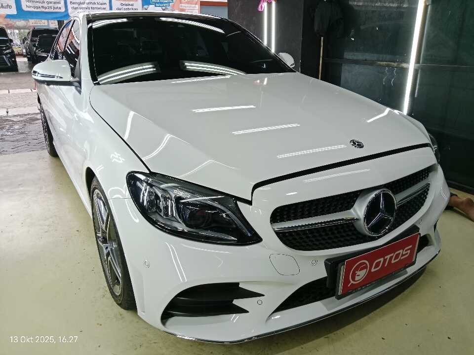 2019 Mercedes-Benz C300 2.0 - Foto 1 dari 6
