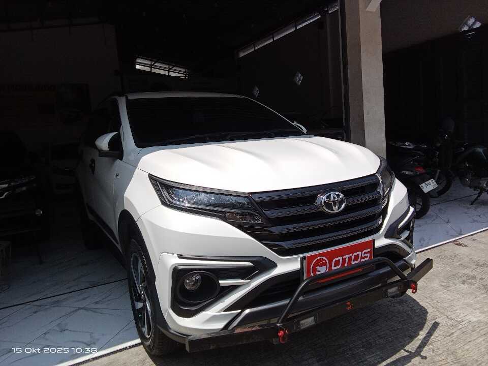 2023 Toyota Rush 1.5 S - Foto 1 dari 6