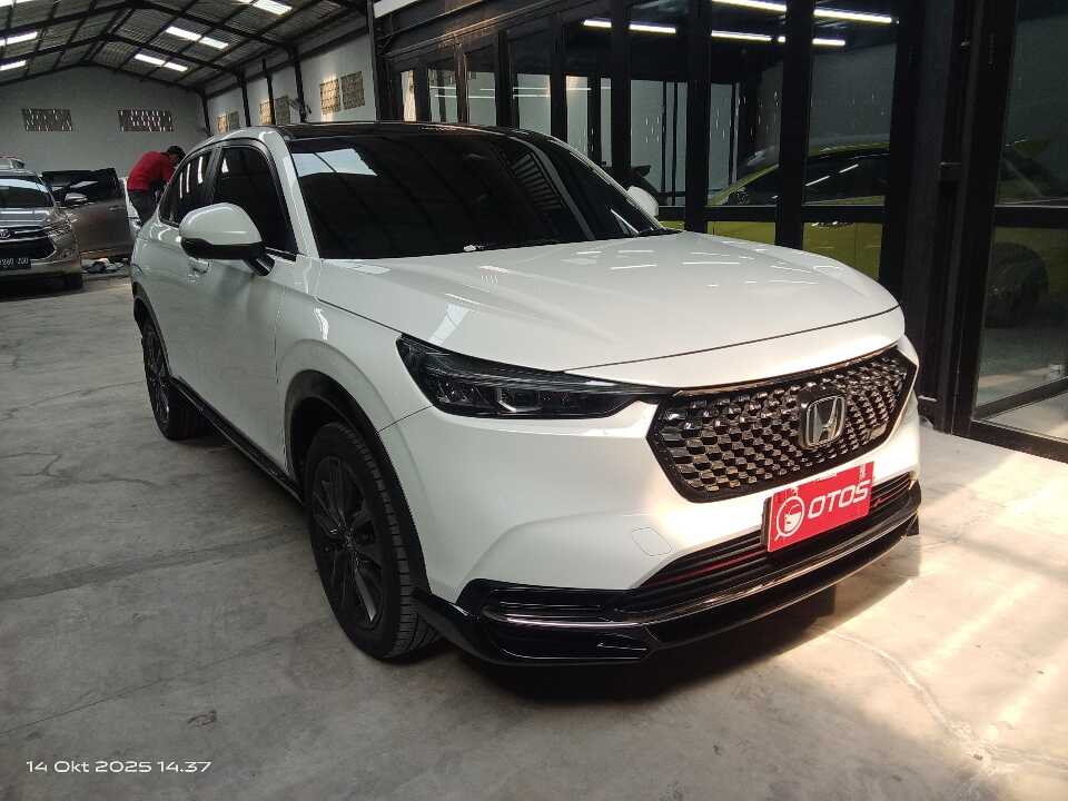2022 Honda HR-V 1.5 Turbo RS - Foto 1 dari 6