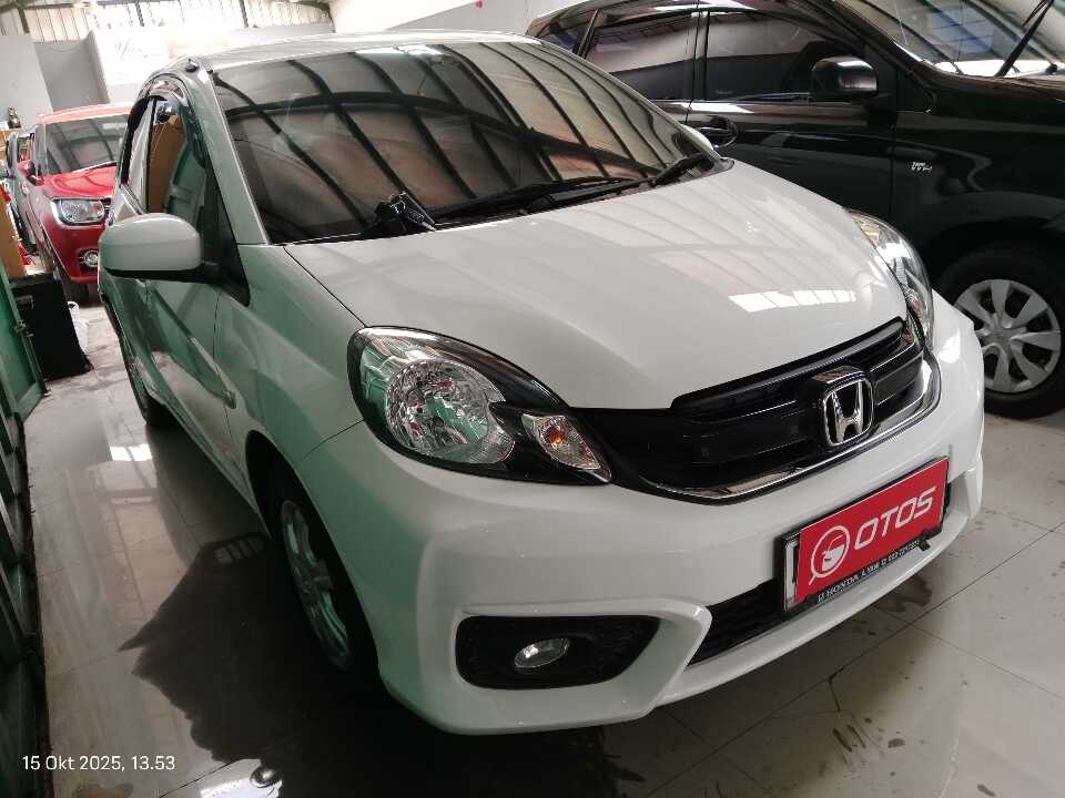 2017 Honda Brio 1.2 Satya E - Foto 1 dari 6