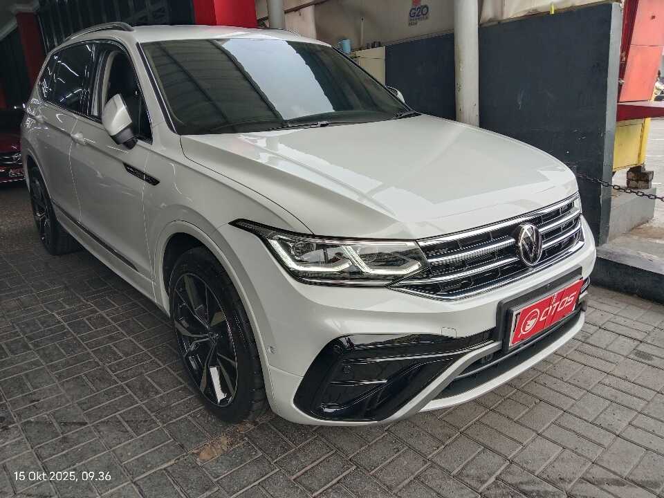 2023 Volkswagen Tiguan 1.4 TSI Allspace - Foto 1 dari 6