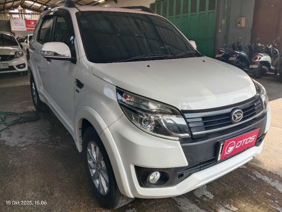 2015 Daihatsu Terios 1.5 TX - Foto 1 dari 6