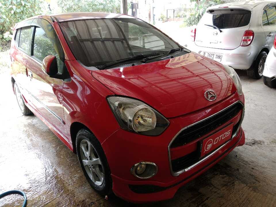 2016 Daihatsu Ayla 1.0 X - Foto 1 dari 6