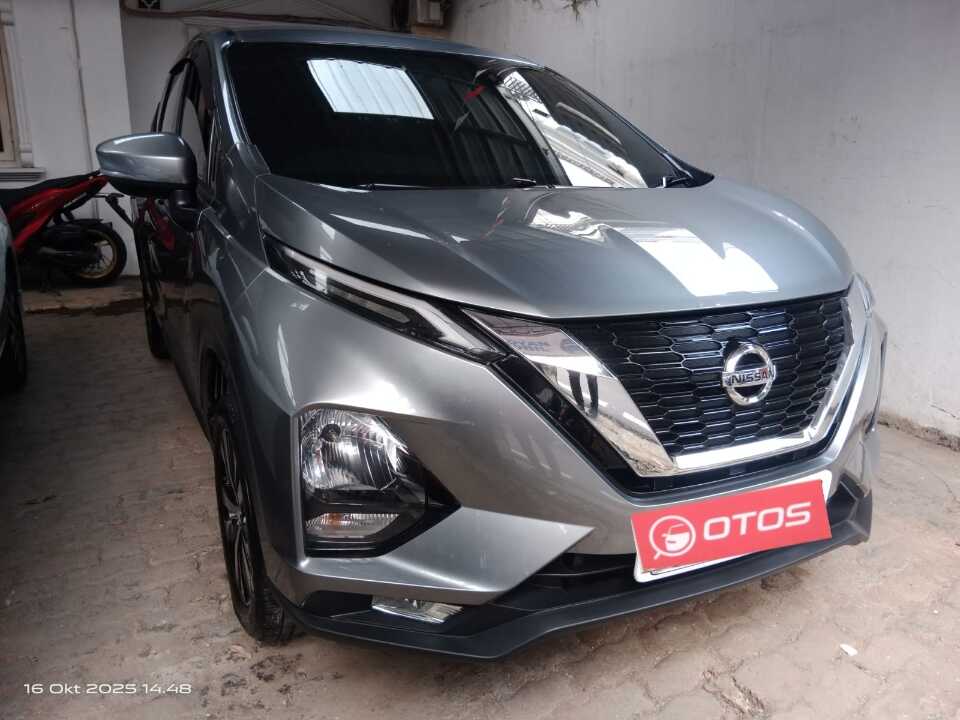 2019 Nissan Livina 1.5 - Foto 1 dari 6