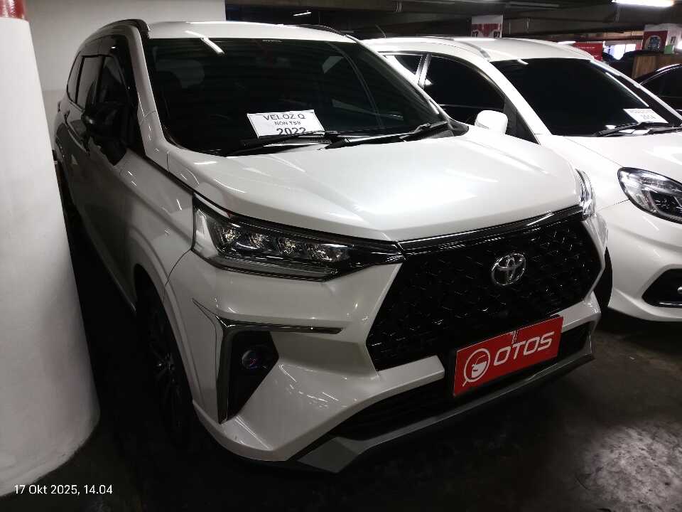2022 Toyota Veloz 1.5 Q - Foto 1 dari 6