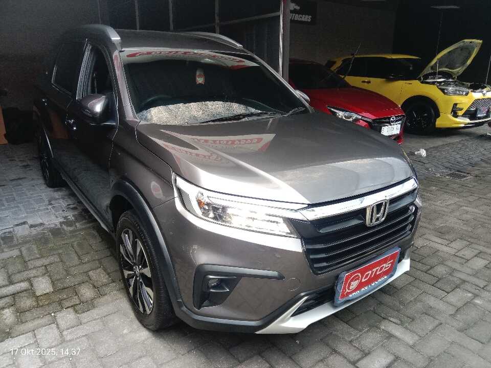 2022 Honda BR-V 1.5 PRE-HS - Foto 1 dari 6