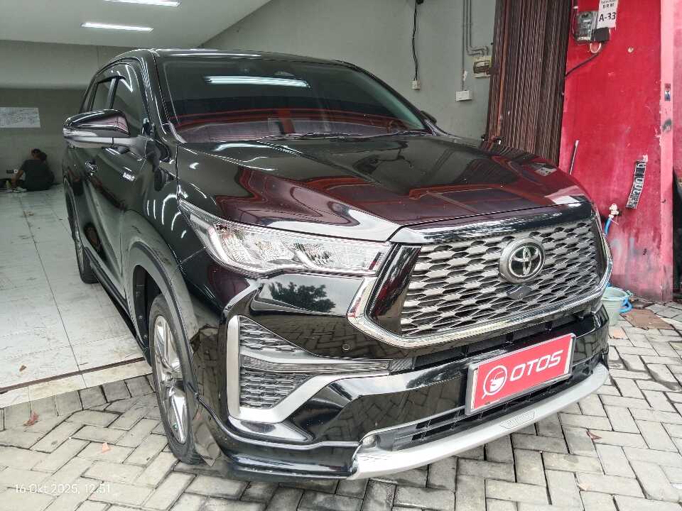 2023 Toyota Kijang Innova 2.0 Zenix Q HV CVT TSS - Foto 1 dari 6