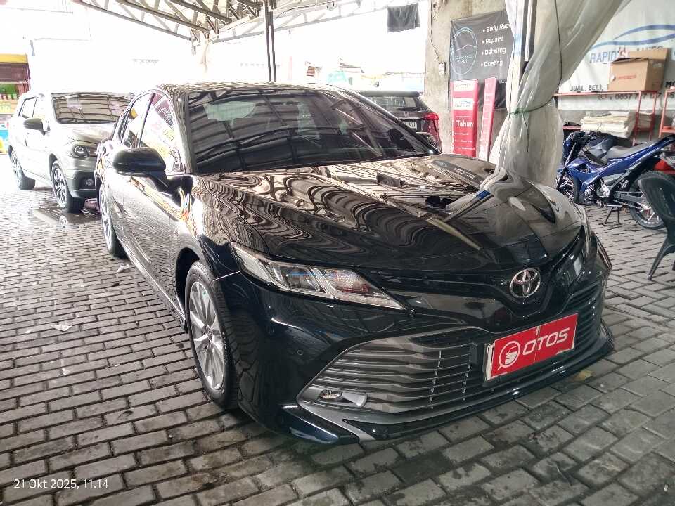 2019 Toyota Camry 2.5 V - Foto 1 dari 6