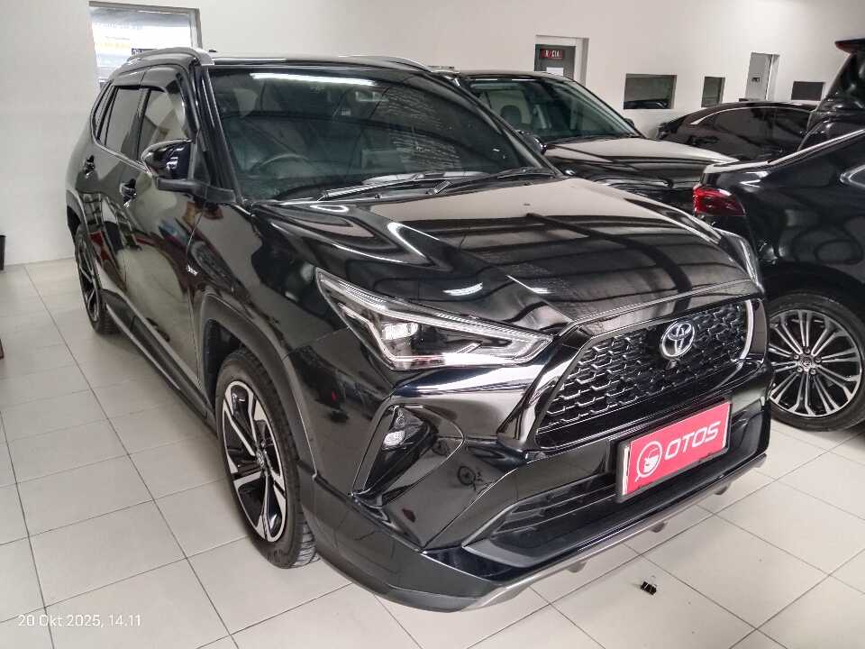 2023 Toyota Yaris Cross 1.5 S HV - Foto 1 dari 6