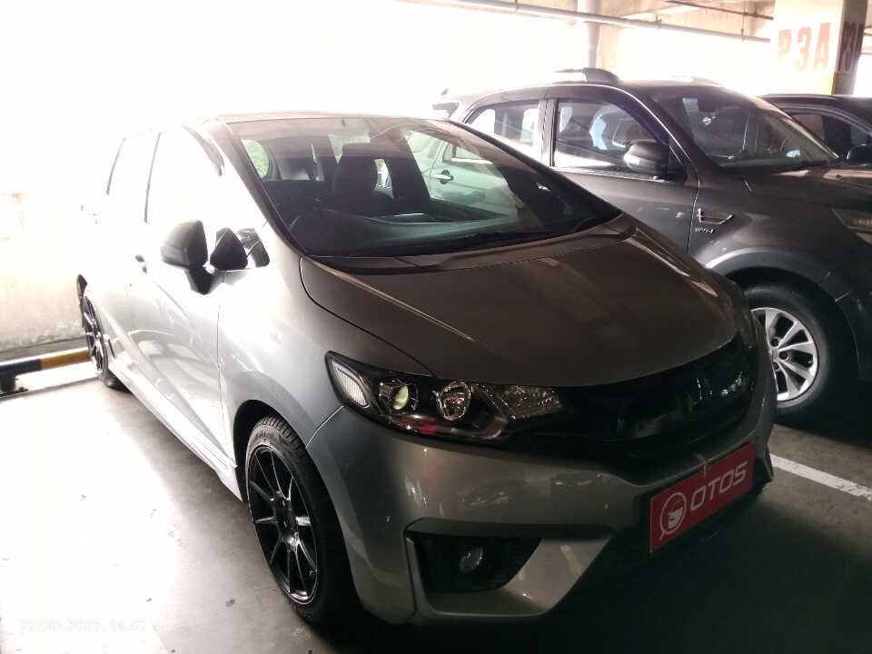 2016 Honda Jazz 1.5 RS - Foto 1 dari 6