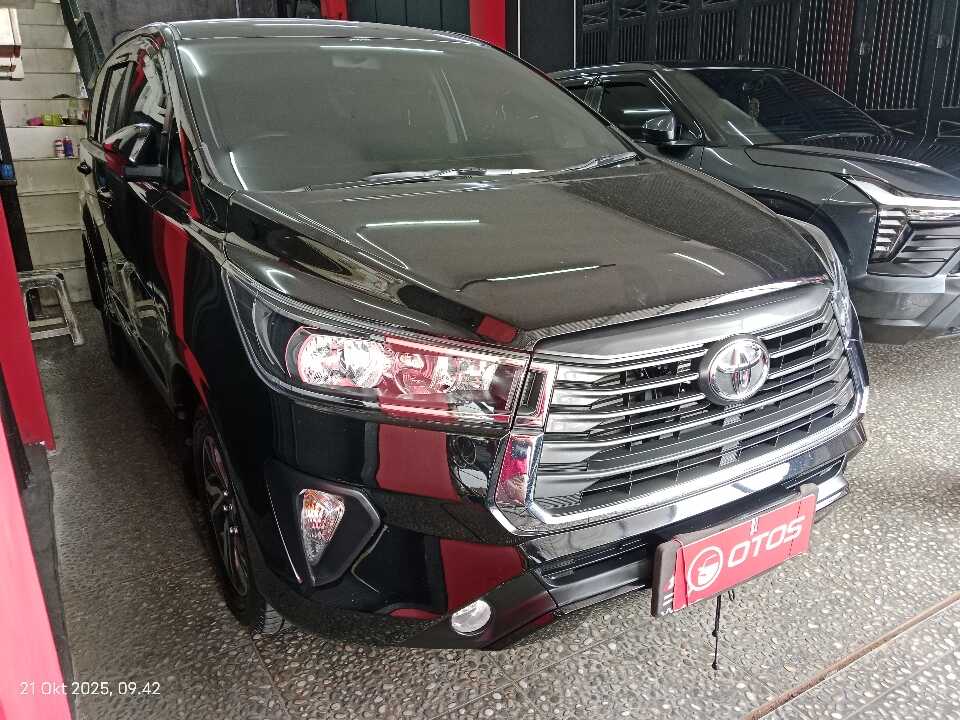 2025 Toyota Kijang Innova 2.4 G - Foto 1 dari 6