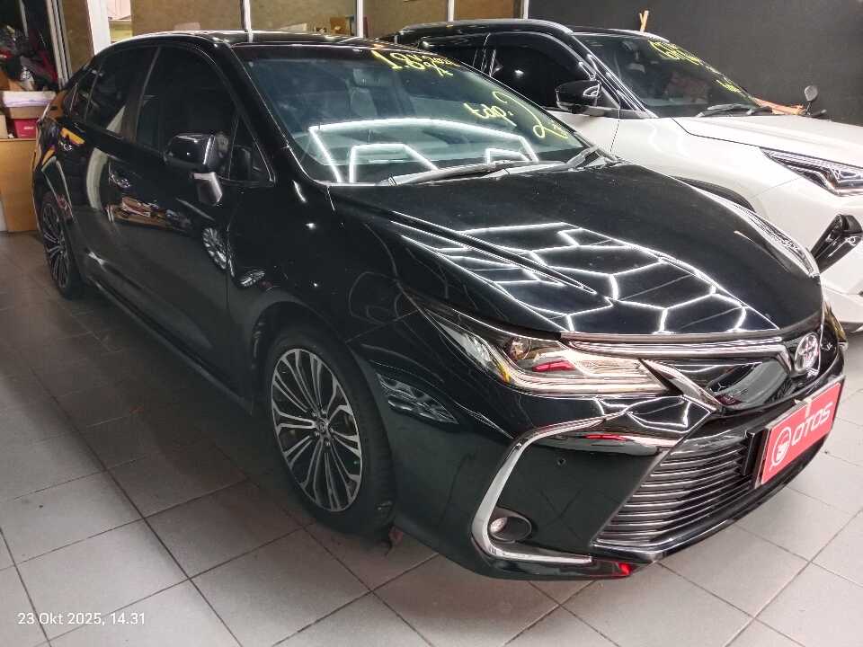 2021 Toyota Corolla Altis 1.8 V - Foto 1 dari 6