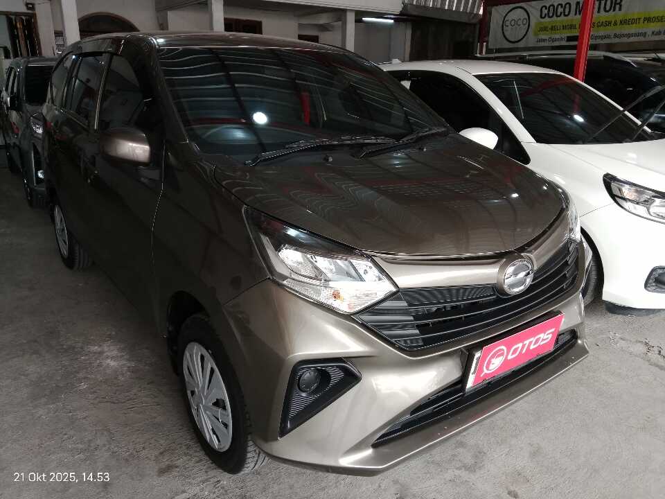 2024 Daihatsu Sigra 1.0 M - Foto 1 dari 6