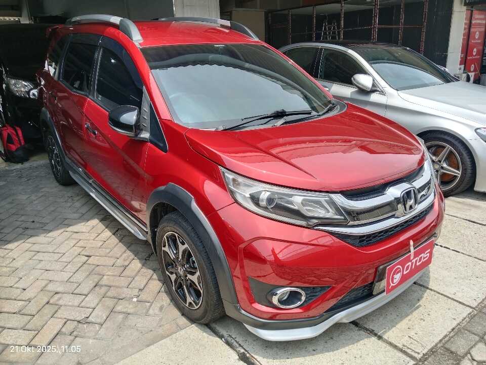 2017 Honda BR-V 1.5 E Prestige - Foto 1 dari 6