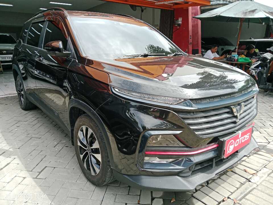 2021 Wuling Almaz 1.5 L T Lux - Foto 1 dari 6
