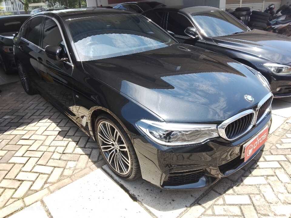 2019 BMW 530i 2.0 M Sport - Foto 1 dari 6
