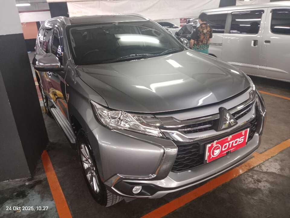 2018 Mitsubishi Pajero Sport 2.4 Dakar 4X2 - Foto 1 dari 6