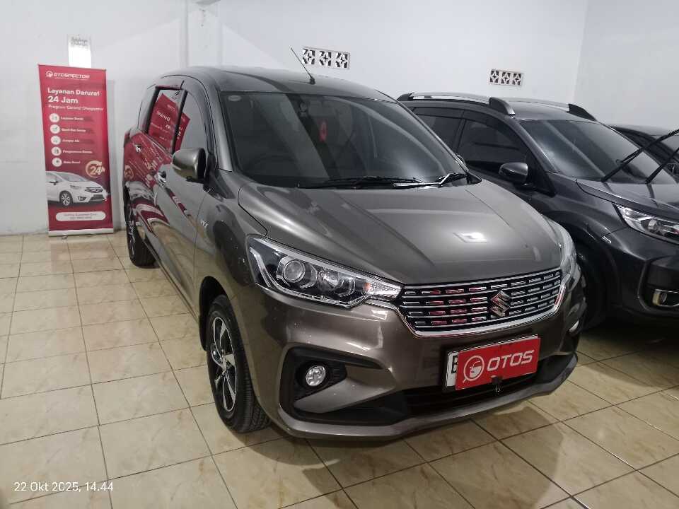 2019 Suzuki Ertiga 1.5 GX - Foto 1 dari 6