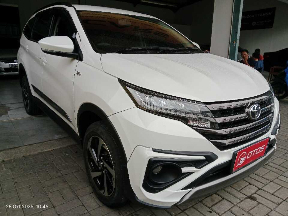 2021 Toyota Rush 1.5 S GR Sport - Foto 1 dari 6