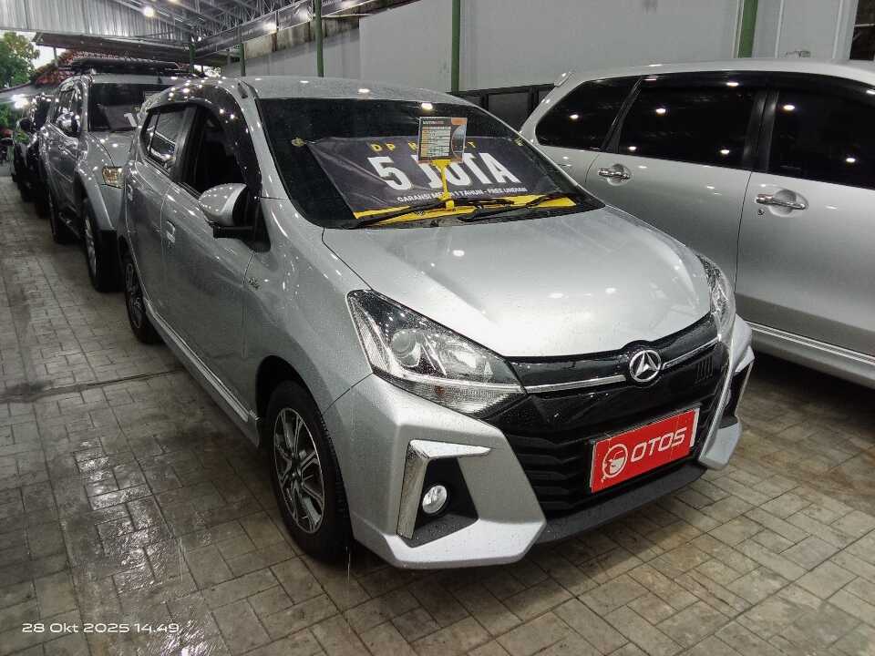 2023 Daihatsu Ayla 1.2 R - Foto 1 dari 6