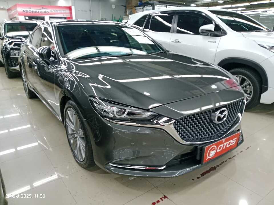 2022 Mazda 6 2.5 - Foto 1 dari 6