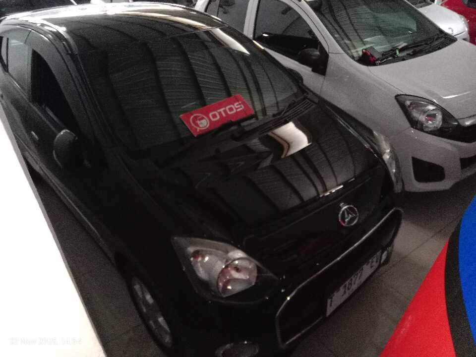 2016 Daihatsu Ayla 1.0 X - Foto 1 dari 6
