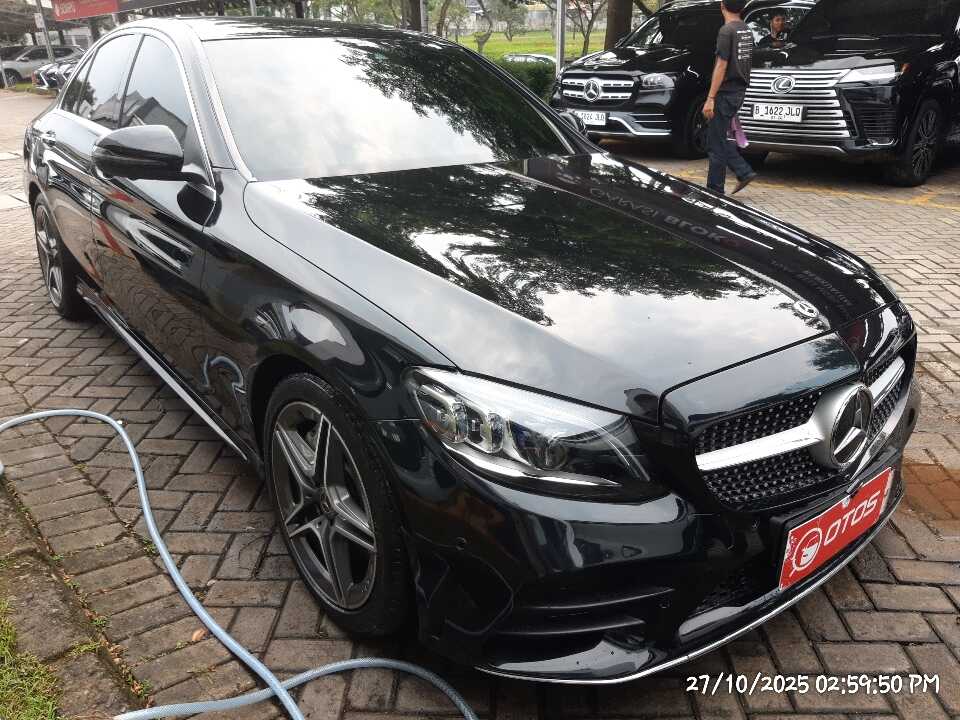 2019 Mercedes-Benz C300 2.0 - Foto 1 dari 6