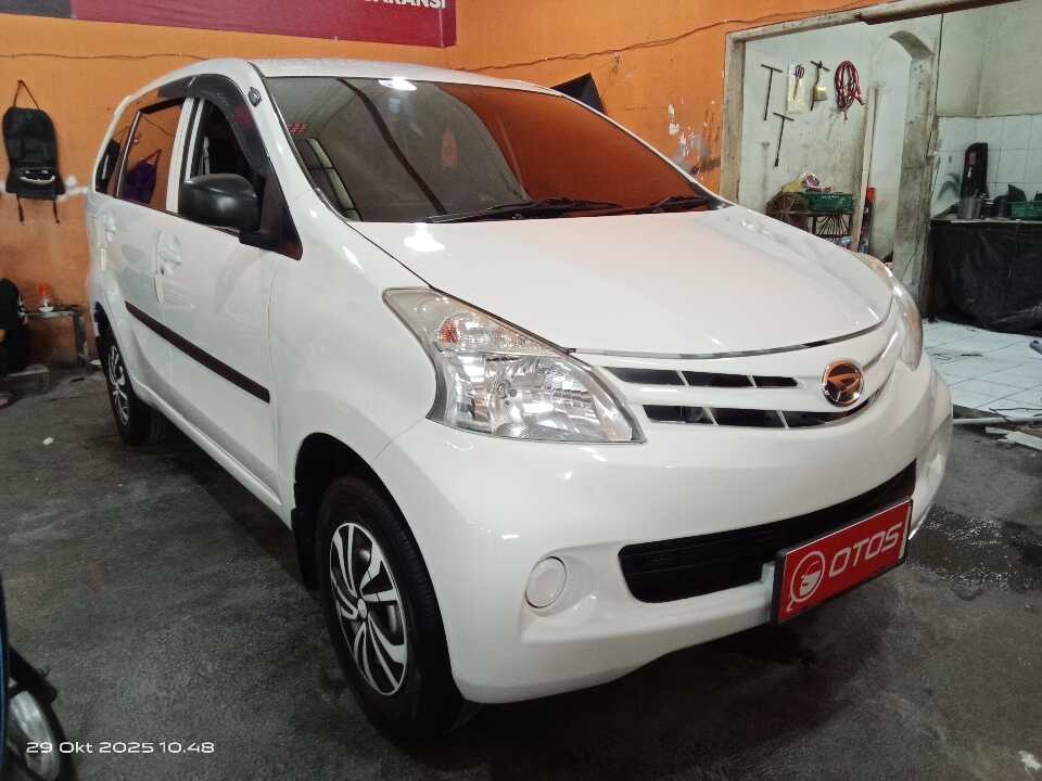 2015 Daihatsu Xenia 1.3 - Foto 1 dari 6