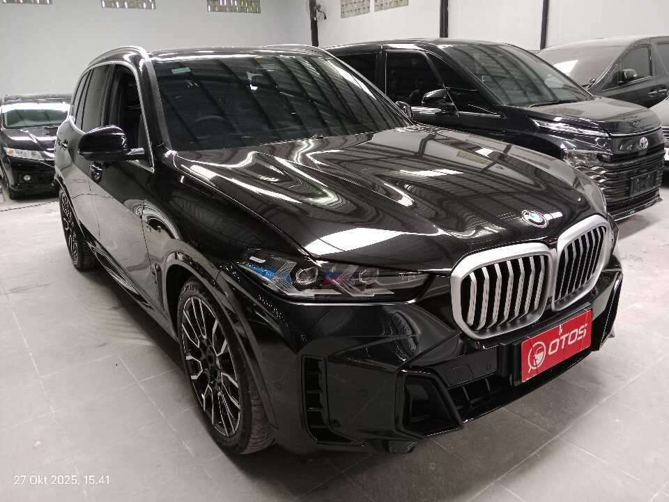 2023 BMW X5 3.0 Xdrive40i Xline - Foto 1 dari 6