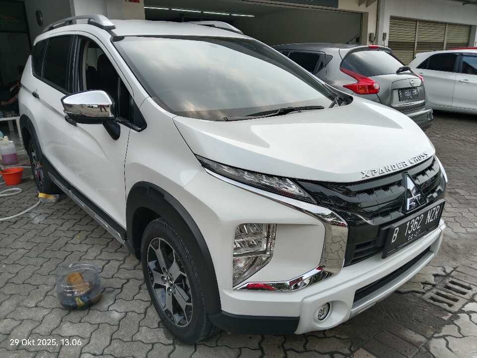 2021 Mitsubishi Xpander 1.5 Cross - Foto 1 dari 6