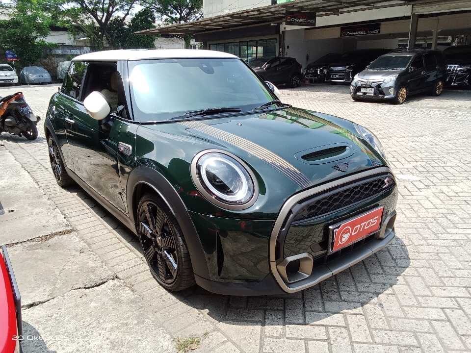 2022 MINI Cooper 2.0 S - Foto 1 dari 6