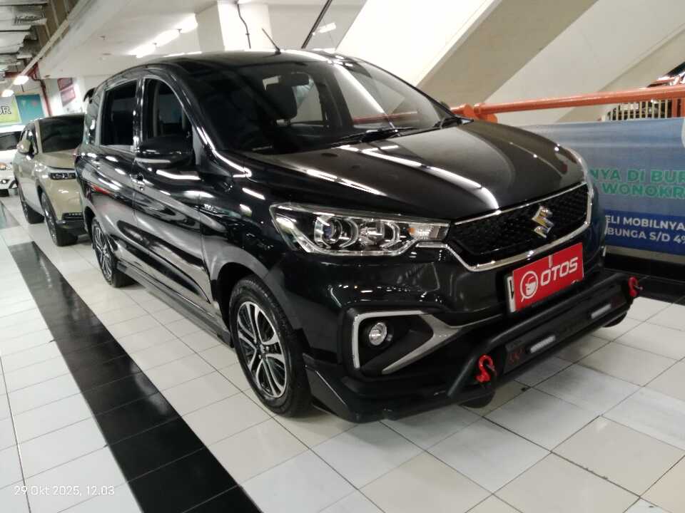 2024 Suzuki Ertiga 1.5 GX Hybrid - Foto 1 dari 6