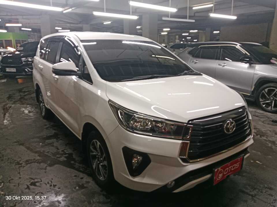 2022 Toyota Kijang Innova 2.4 G - Foto 1 dari 6