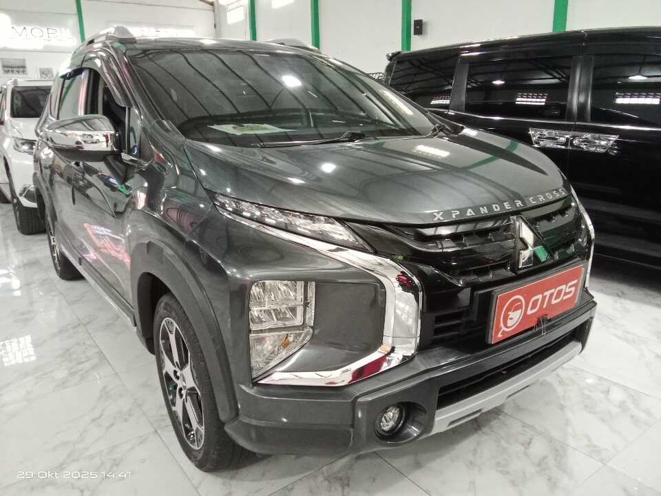 2021 Mitsubishi Xpander 1.5 Cross - Foto 1 dari 6