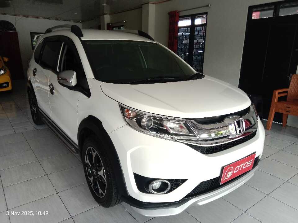 2017 Honda BR-V 1.5 E Prestige - Foto 1 dari 6