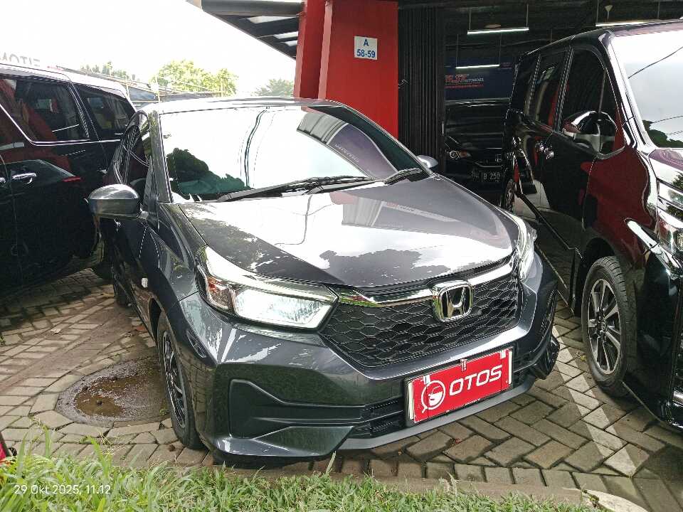 2023 Honda Brio 1.2 Satya E - Foto 1 dari 6