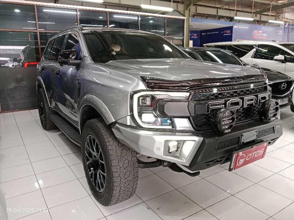 2023 Ford Everest 2.0 Titanium 4X4 - Foto 1 dari 6