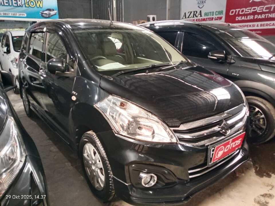 2015 Suzuki Ertiga 1.4 GL - Foto 1 dari 6