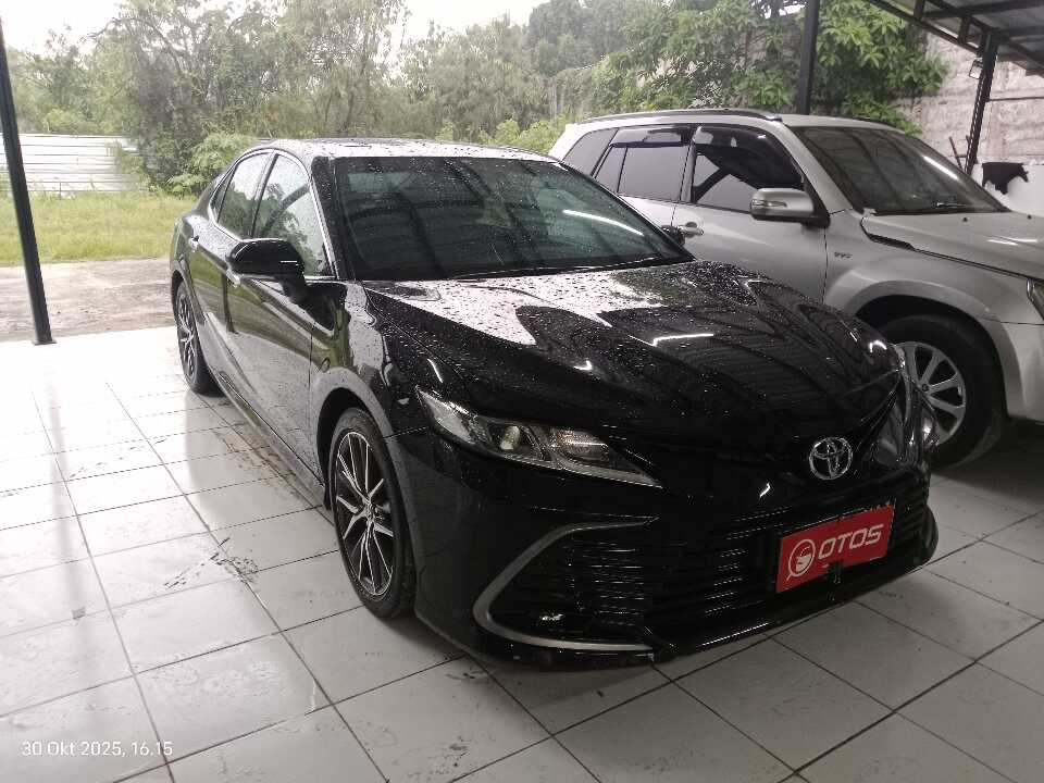 2022 Toyota Camry 2.5 V - Foto 1 dari 6