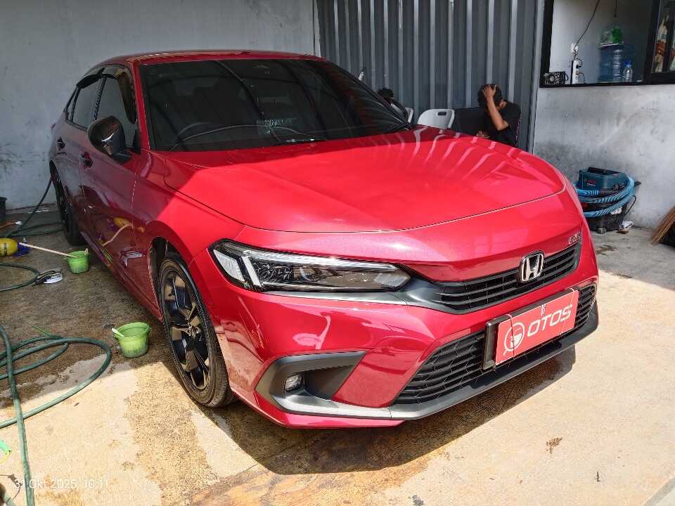 2024 Honda Civic 1.5 RS - Foto 1 dari 6