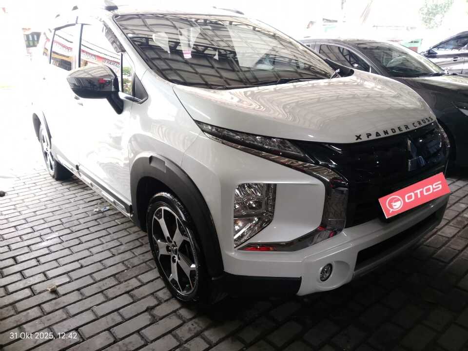 2022 Mitsubishi Xpander 1.5 Cross - Foto 1 dari 6