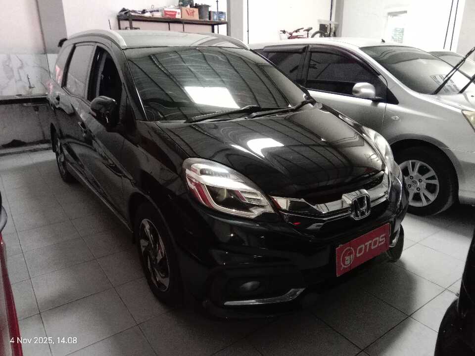 2015 Honda Mobilio 1.5 RS - Foto 1 dari 6
