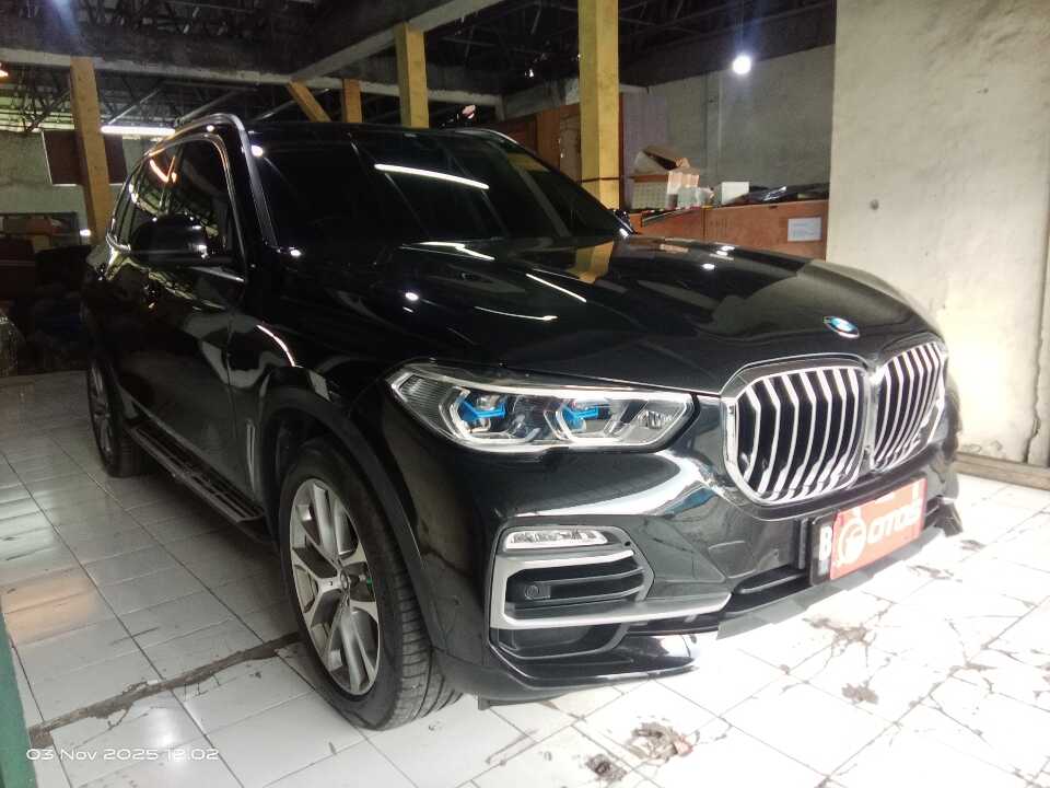 2021 BMW X5 3.0 Xdrive40i Xline - Foto 1 dari 6