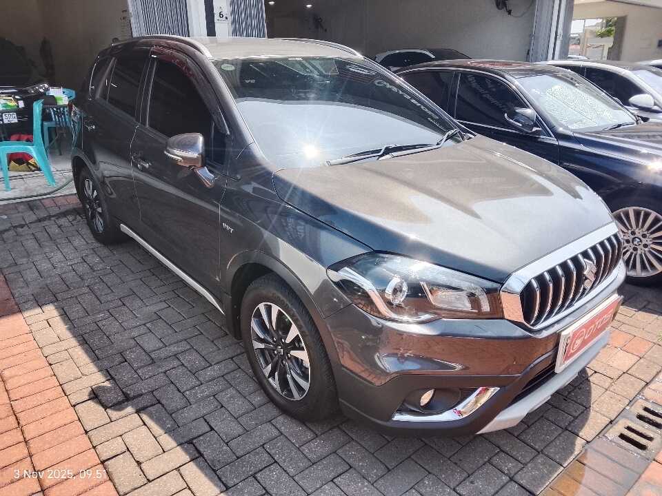 2018 Suzuki SX4 S-Cross 1.5 - Foto 1 dari 6