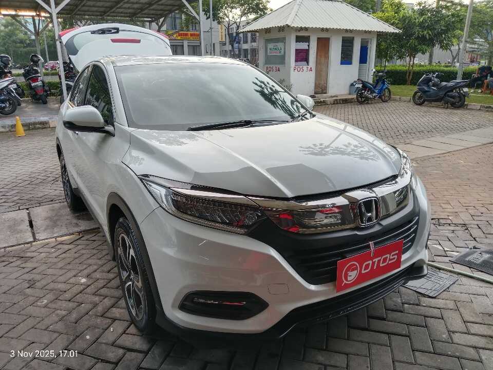 2020 Honda HR-V 1.5 E - Foto 1 dari 6