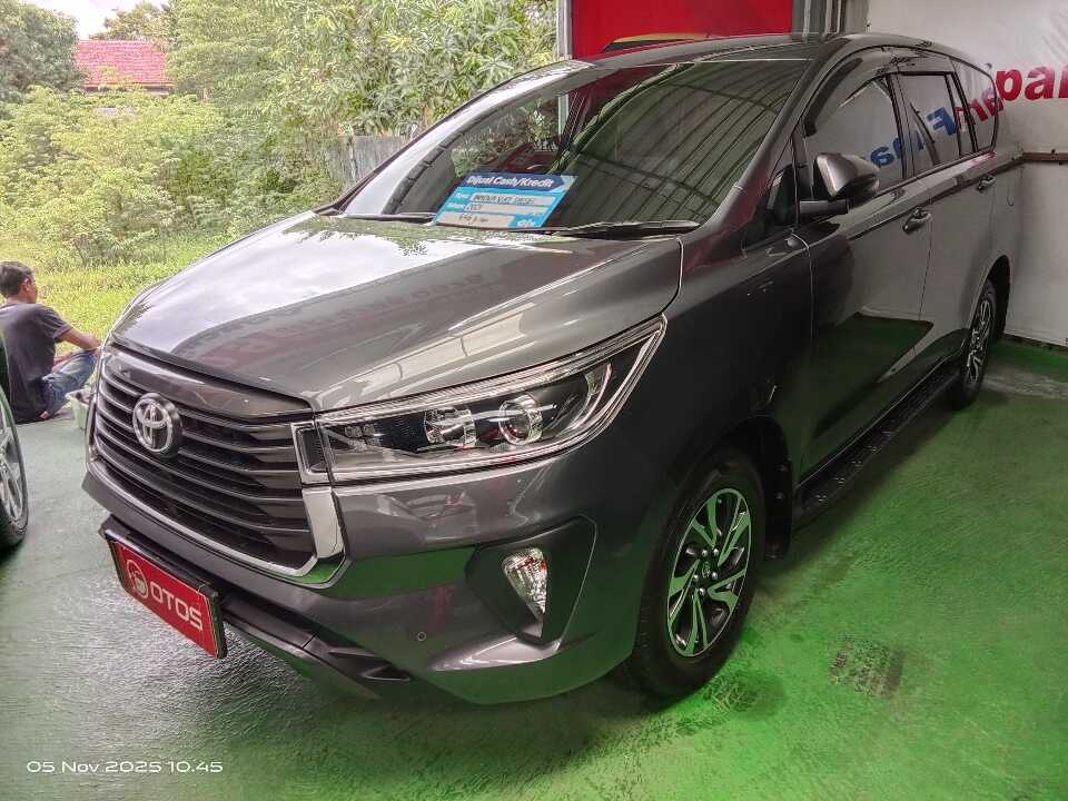 2021 Toyota Kijang Innova 2.4 V - Foto 1 dari 6
