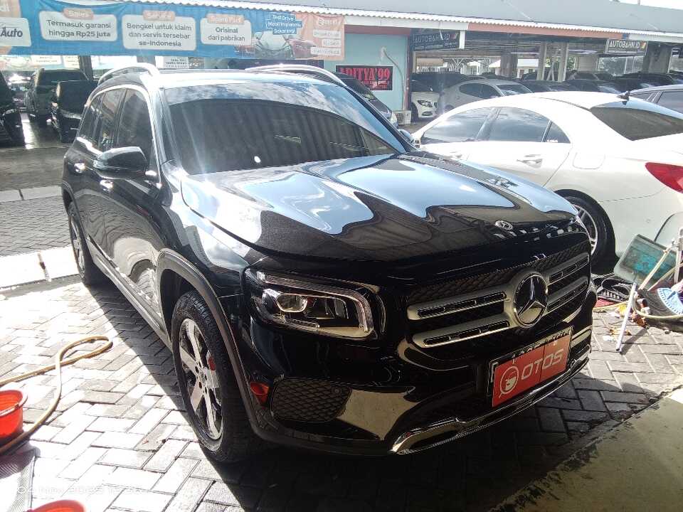 2021 Mercedes-Benz GLB200 1.3 Progressive Line Wagon - Foto 1 dari 6