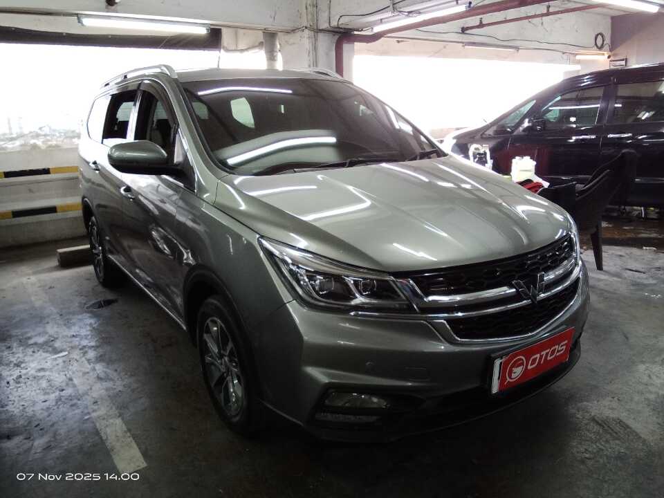 2020 Wuling Cortez 1.5 L T Lux - Foto 1 dari 6