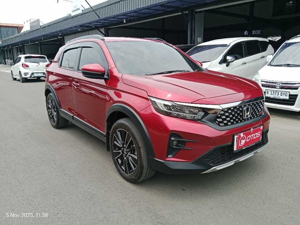 2023 Honda WR-V 1.5 RS - Foto 1 dari 9